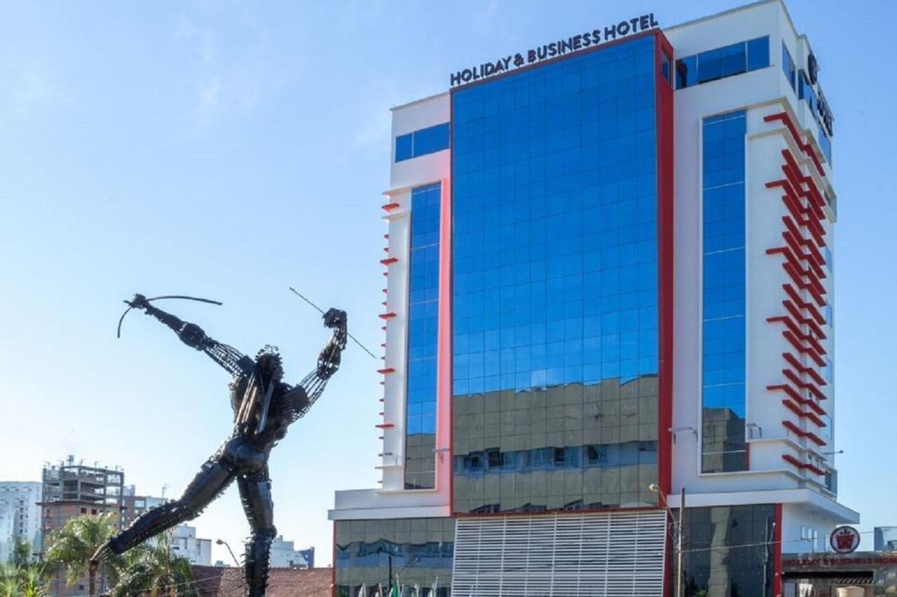 Holiday & Business Hotel - Em Frente Ao Centro De Eventos E Arena Conda Chapeco Exterior photo
